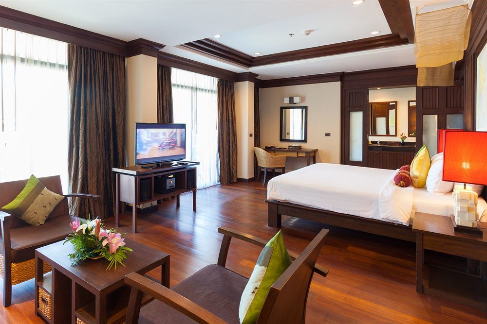 Alpina Phuket Nalina Resort & Spa Екстериор снимка